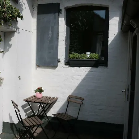 Kleines, Gemuetliches Haeuschen Apartment Monchengladbach