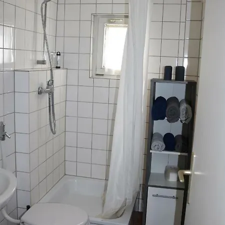 Kleines, Gemuetliches Haeuschen