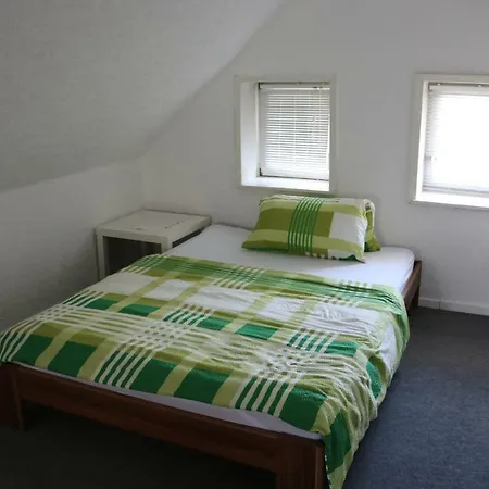 Kleines, Gemuetliches Haeuschen Monchengladbach