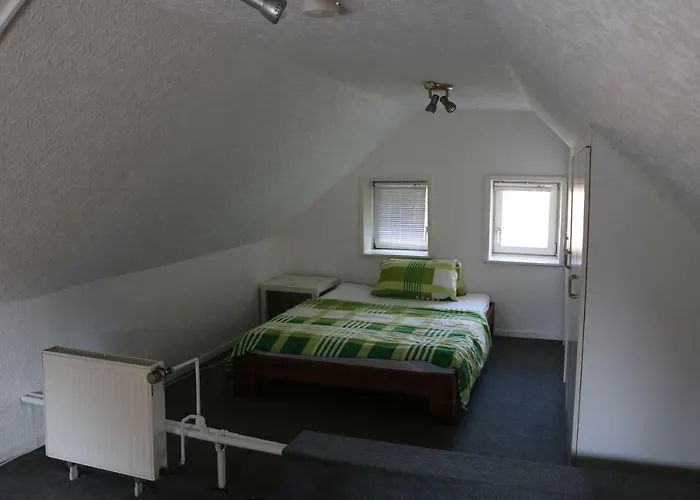 Kleines, Gemuetliches Haeuschen * Monchengladbach