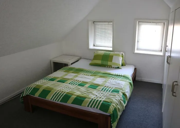 Kleines, Gemuetliches Haeuschen Monchengladbach